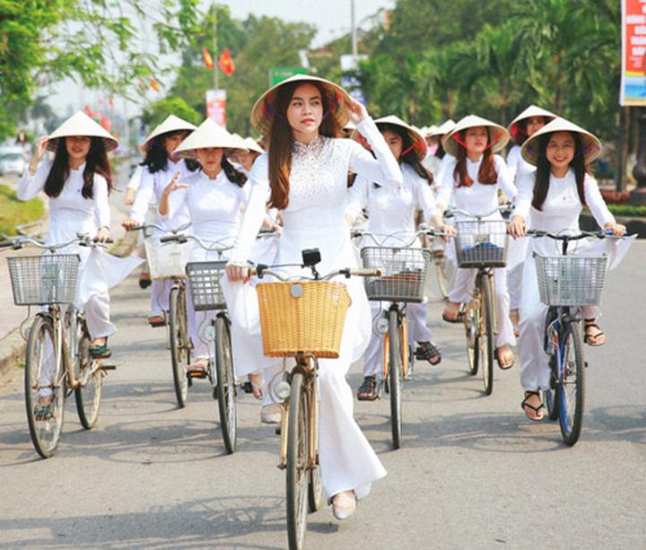 2. Tiêu đề: [Master the Art of Viral Video Marketing: Hotspot Matrix's Guide to