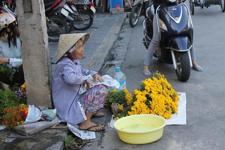 Khám phá Thế giới, Kiếm Tiền Từ Vlog: Hotspot Matrix - Người Bạn Đồng Hành